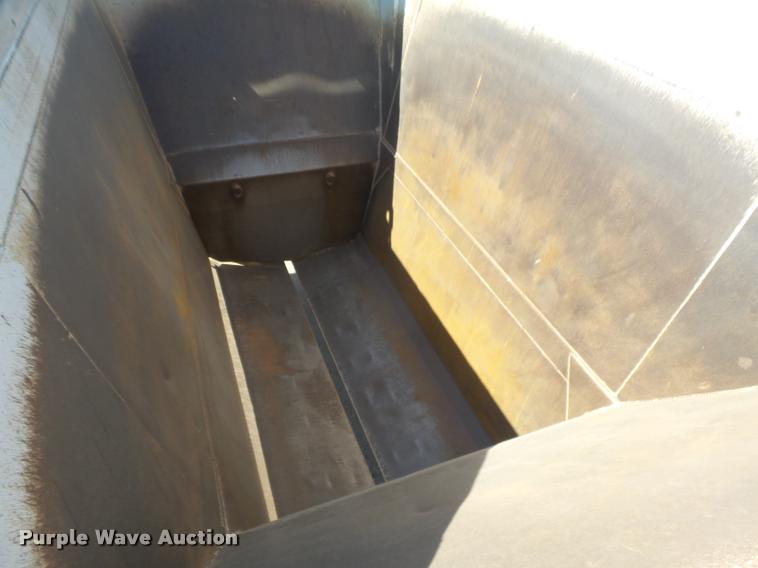 image for item DC3874 2012 Construction Specialist Packmule BDT-40 bottom dump trailer