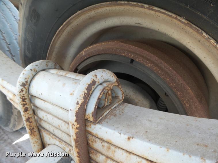 image for item DC3874 2012 Construction Specialist Packmule BDT-40 bottom dump trailer