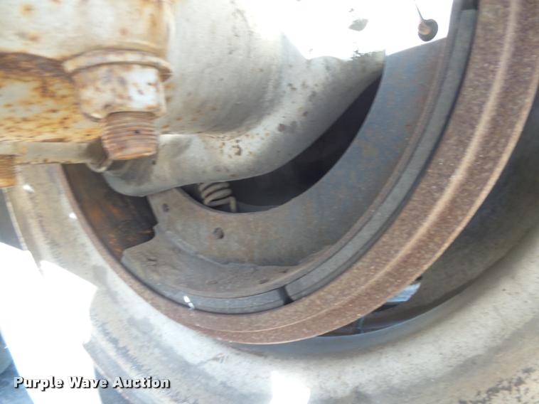 image for item DC3874 2012 Construction Specialist Packmule BDT-40 bottom dump trailer