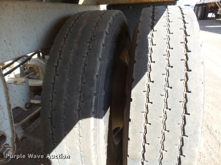 image for item DC3874 2012 Construction Specialist Packmule BDT-40 bottom dump trailer