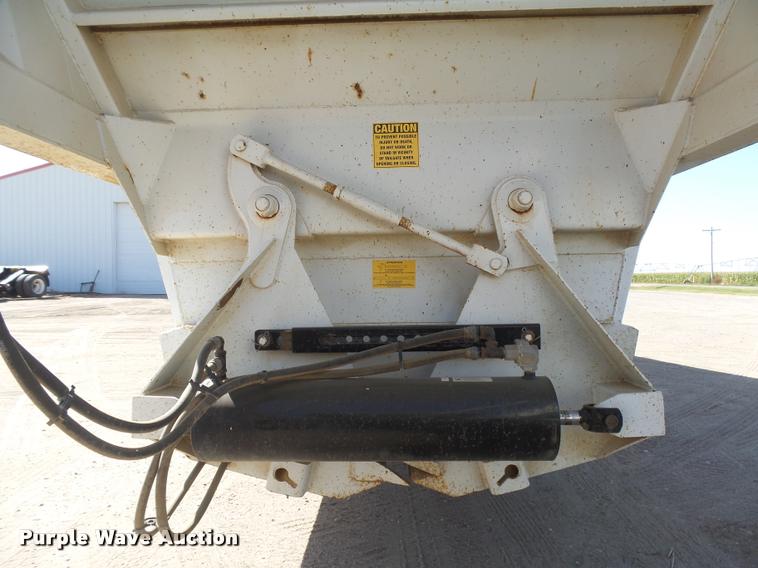 image for item DC3875 2012 Construction Specialist Packmule BDT-40 bottom dump trailer