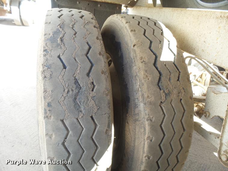 image for item DC3875 2012 Construction Specialist Packmule BDT-40 bottom dump trailer