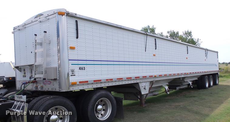 image for item DC6426 2005 Wilson DWH500 double hopper grain trailer