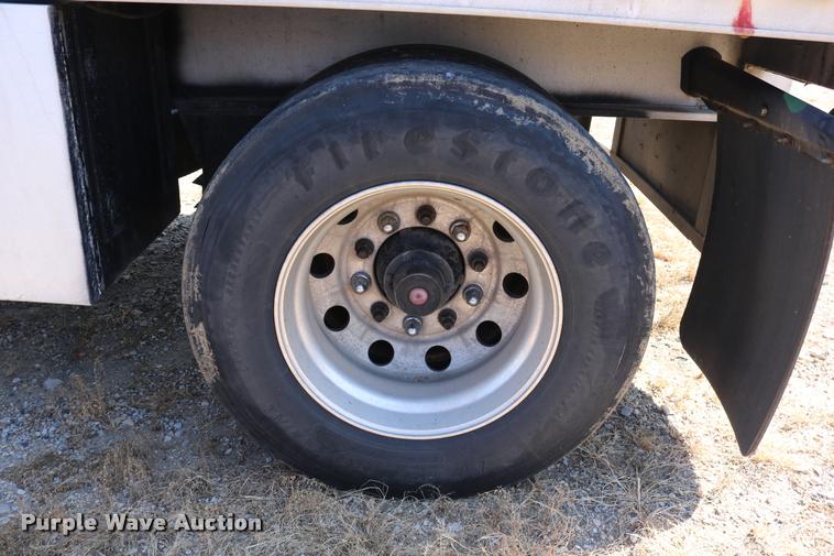 image for item DD0221 1998 Ravens 1750H69 flatbed trailer