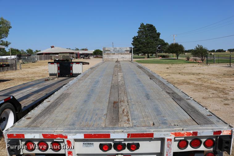 image for item DD0221 1998 Ravens 1750H69 flatbed trailer