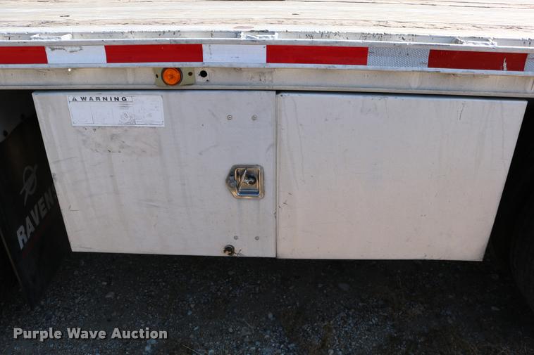 image for item DD0221 1998 Ravens 1750H69 flatbed trailer