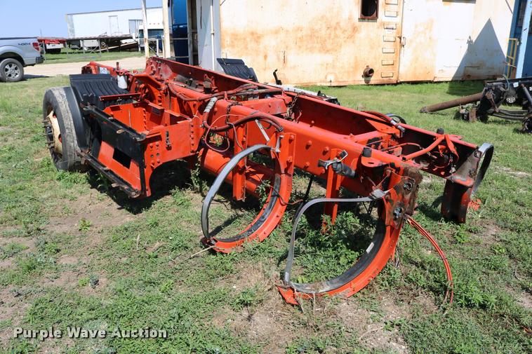 image for item DD0222 2011 Kenworth T660 front end