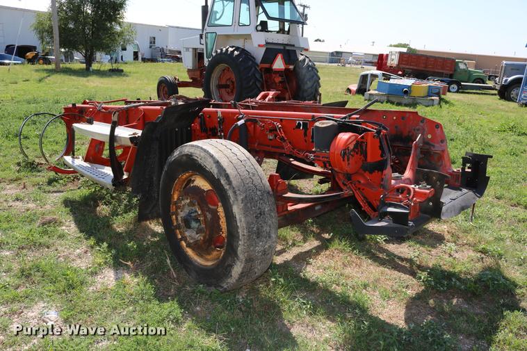image for item DD0222 2011 Kenworth T660 front end