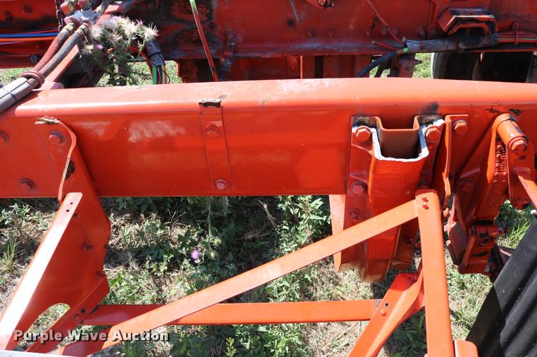 image for item DD0222 2011 Kenworth T660 front end