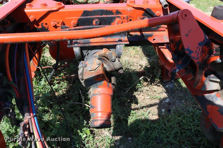 image for item DD0222 2011 Kenworth T660 front end