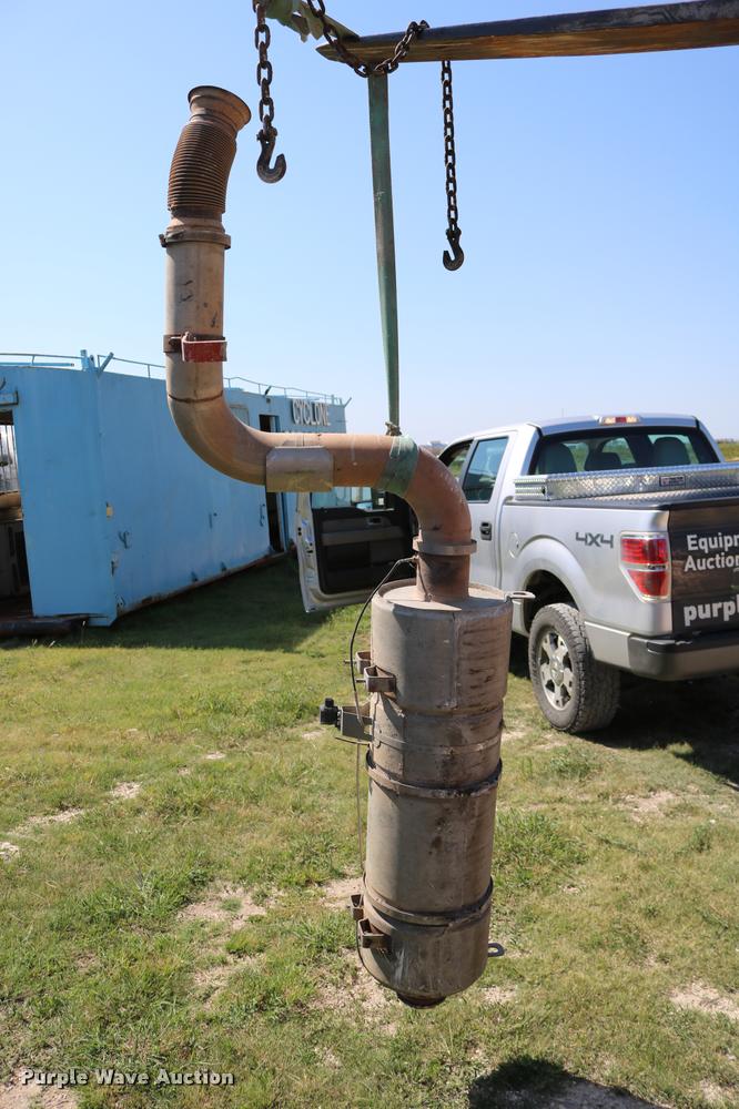 image for item DD0222 2011 Kenworth T660 front end