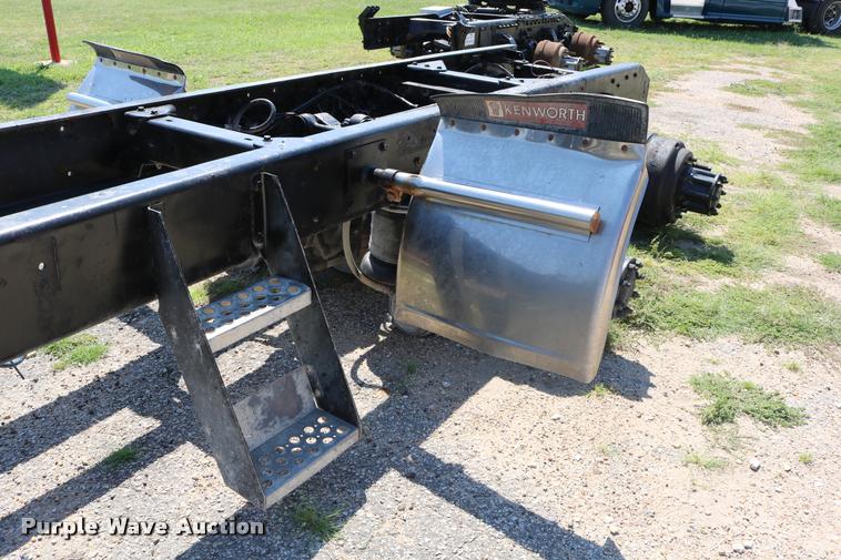 image for item DD0249 Kenworth truck chassis