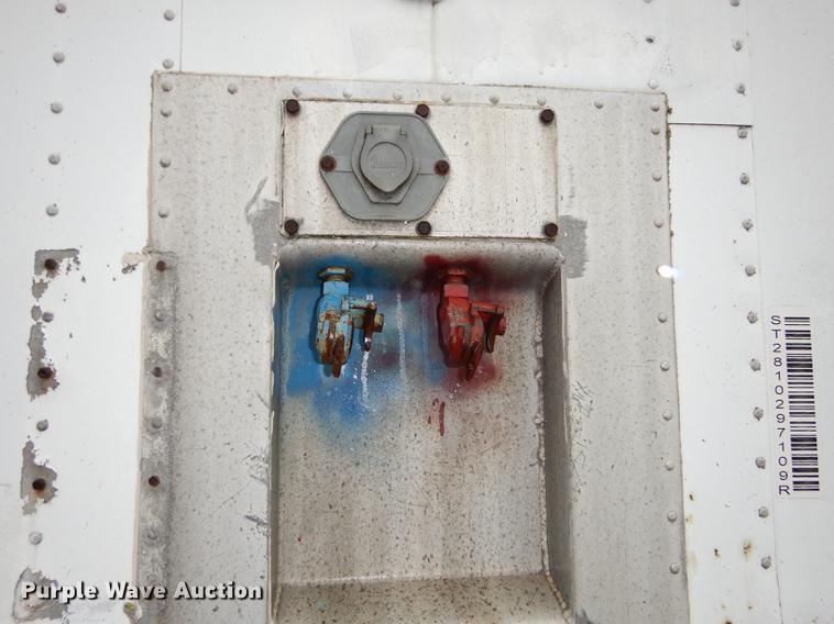 image for item DD0816 1985 Strick dry van trailer