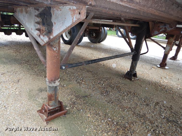 image for item DD0816 1985 Strick dry van trailer