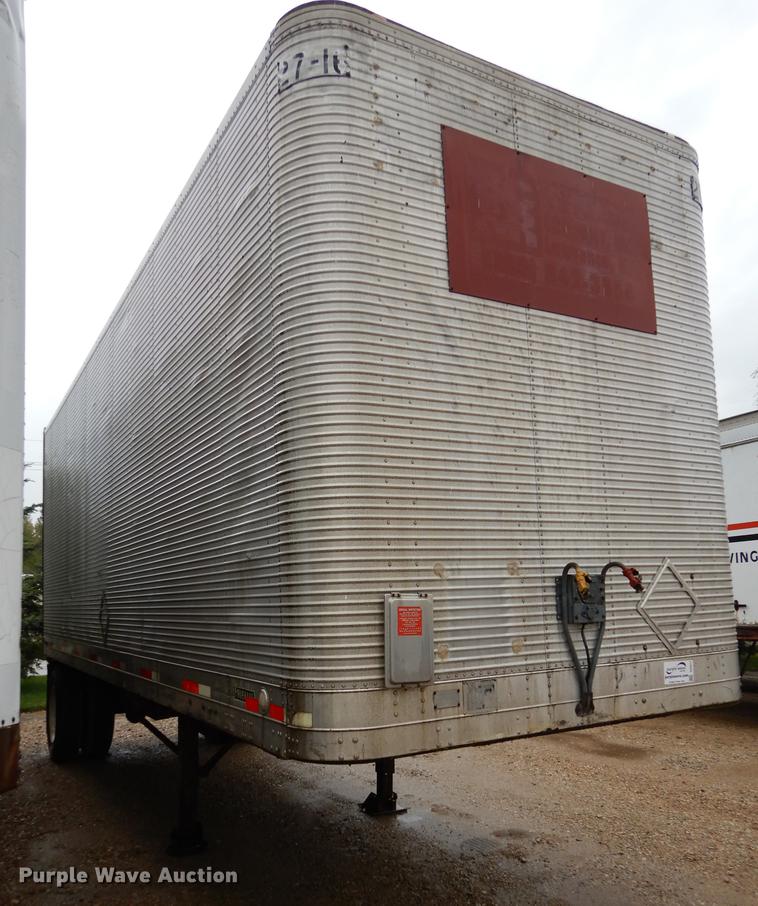 image for item DD0817 1968 Freuhauf FBB-9-1-26 dry van trailer