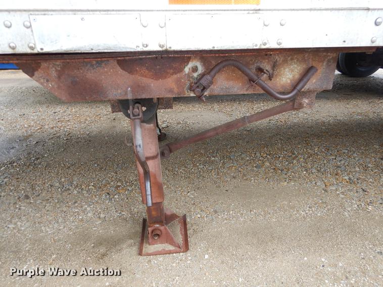 image for item DD0817 1968 Freuhauf FBB-9-1-26 dry van trailer