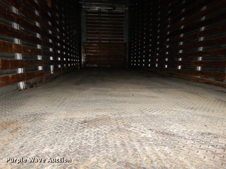 image for item DD0817 1968 Freuhauf FBB-9-1-26 dry van trailer