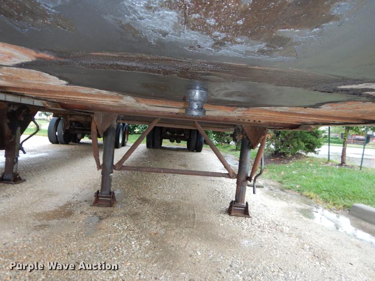 image for item DD0823 1989 Dorsey dry van trailer