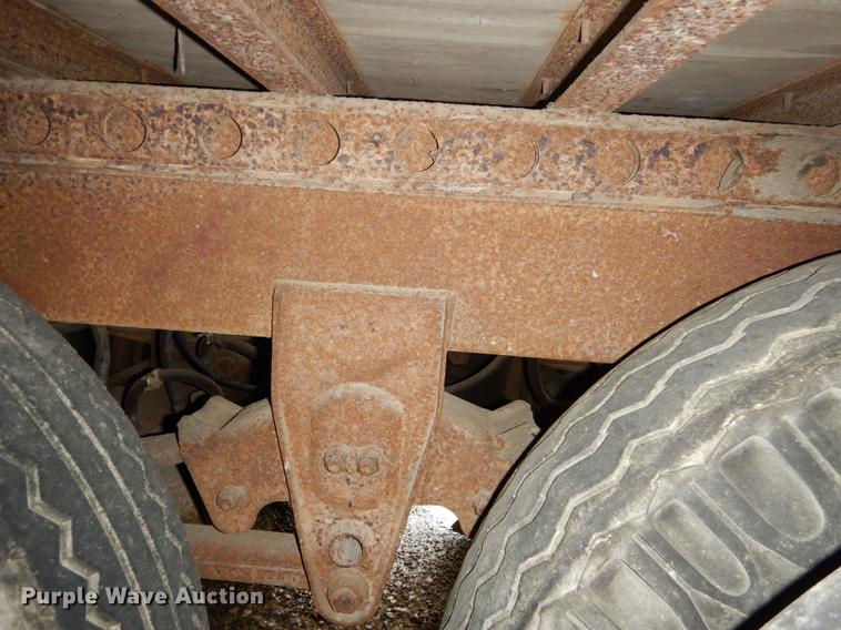 image for item DD0823 1989 Dorsey dry van trailer