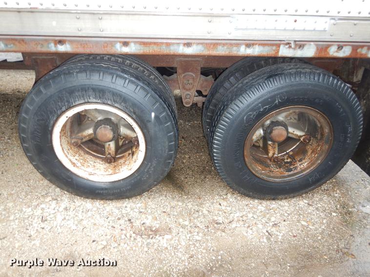 image for item DD0823 1989 Dorsey dry van trailer