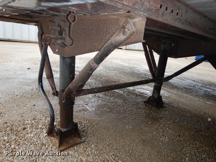 image for item DD0823 1989 Dorsey dry van trailer