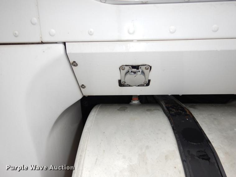 image for item DD0824 1998 Eagle 9400 semi truck