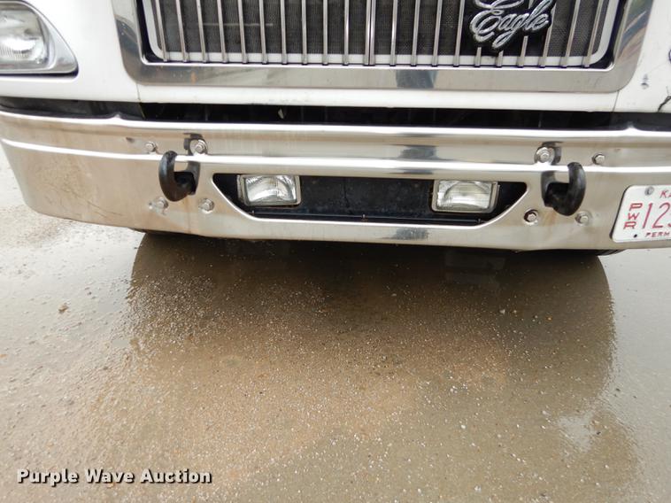 image for item DD0824 1998 Eagle 9400 semi truck