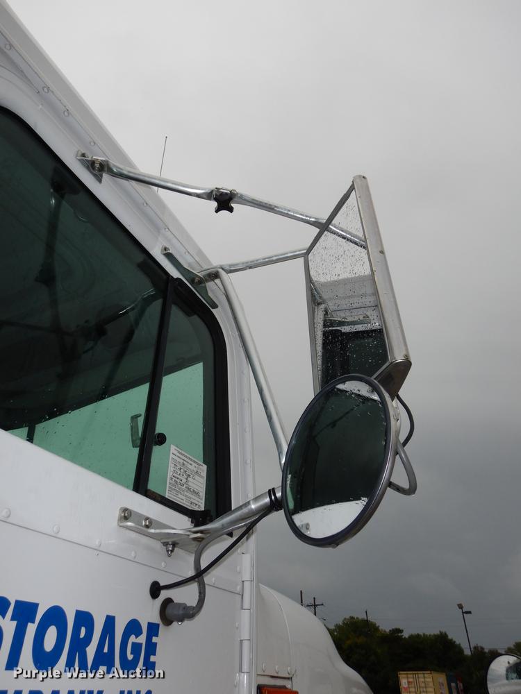 image for item DD0824 1998 Eagle 9400 semi truck