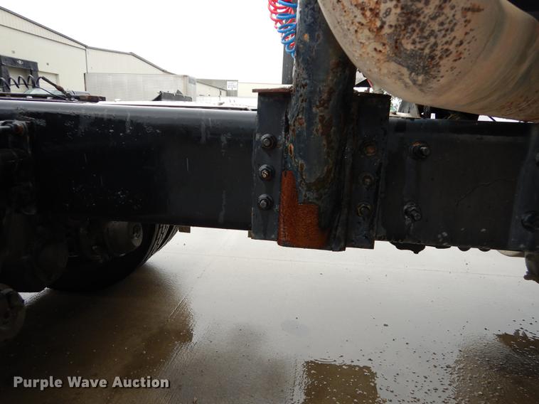 image for item DD0824 1998 Eagle 9400 semi truck