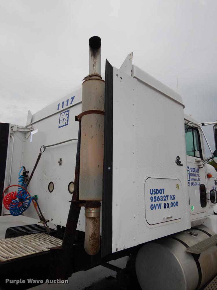 image for item DD0824 1998 Eagle 9400 semi truck