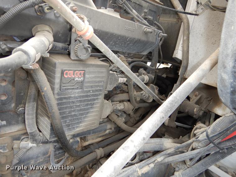 image for item DD0824 1998 Eagle 9400 semi truck