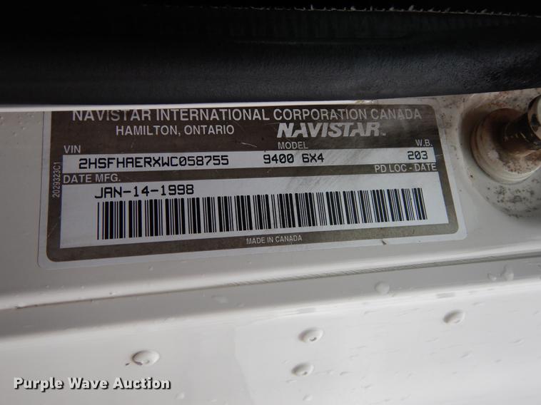 image for item DD0824 1998 Eagle 9400 semi truck