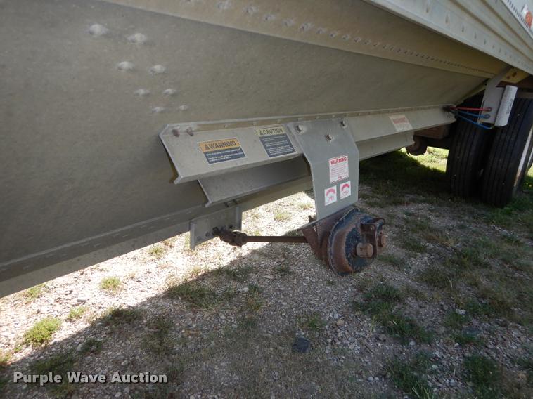 image for item DD0843 1999 Timpte Super Double Hopper grain trailer