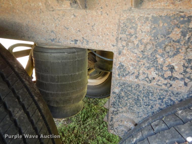 image for item DD0843 1999 Timpte Super Double Hopper grain trailer