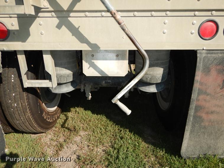 image for item DD0843 1999 Timpte Super Double Hopper grain trailer
