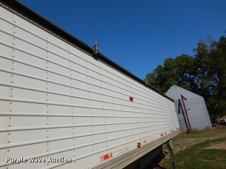 image for item DD0843 1999 Timpte Super Double Hopper grain trailer