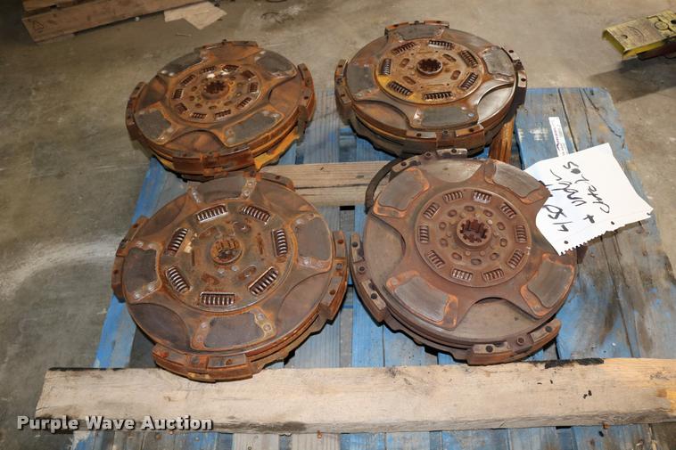 image for item DM9262 (4) clutches