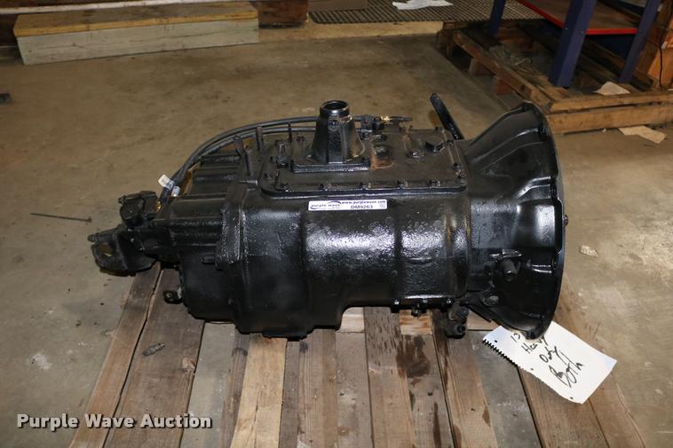 image for item DM9263 Eaton Fuller 13 speed manual transmission