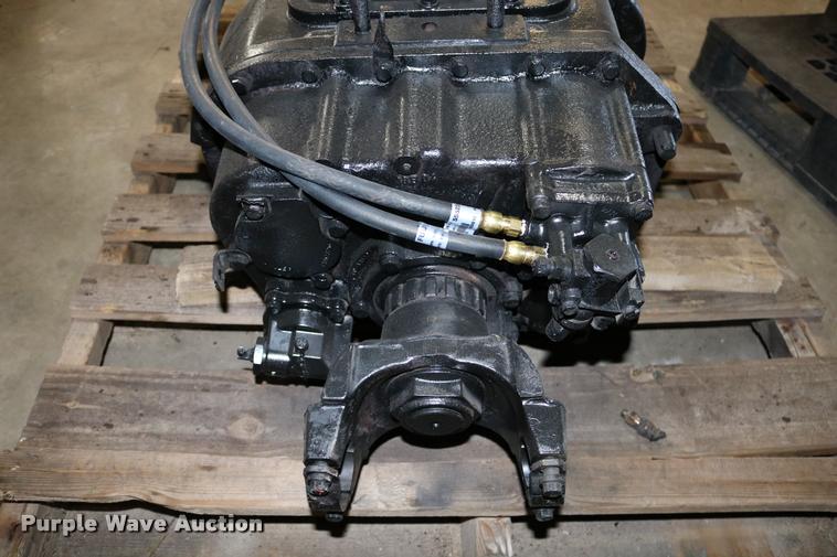 image for item DM9263 Eaton Fuller 13 speed manual transmission