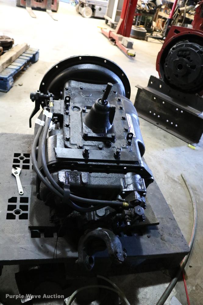 image for item DM9264 Eaton Fuller 9451-RTO-14613R 13 speed manual transmission