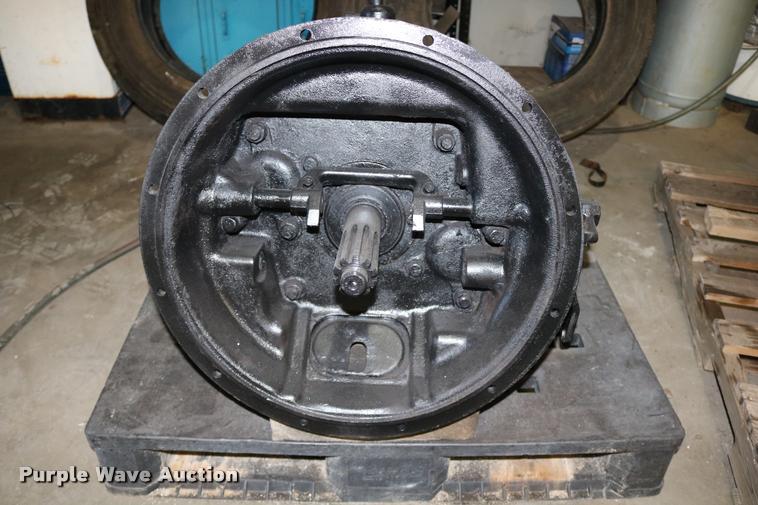 image for item DM9264 Eaton Fuller 9451-RTO-14613R 13 speed manual transmission