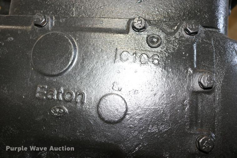 image for item DM9264 Eaton Fuller 9451-RTO-14613R 13 speed manual transmission