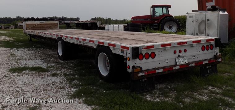 image for item DP9958 2009 Wilson CFD-900 drop deck equipment trailer