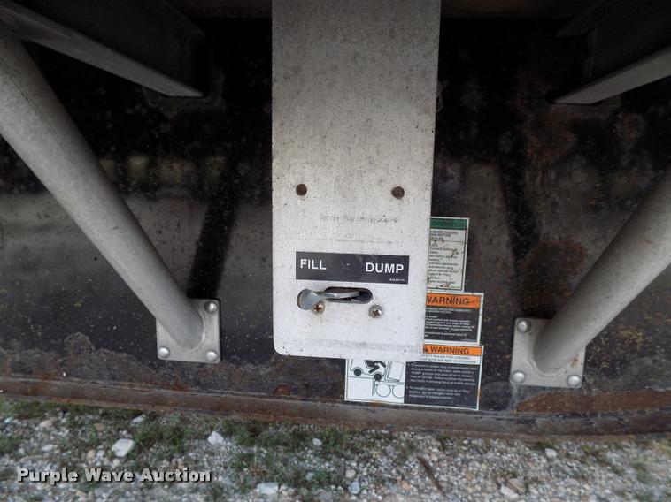 image for item DP9958 2009 Wilson CFD-900 drop deck equipment trailer