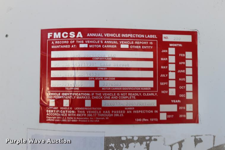 image for item DQ9262 2001 Freightliner C120 semi truck