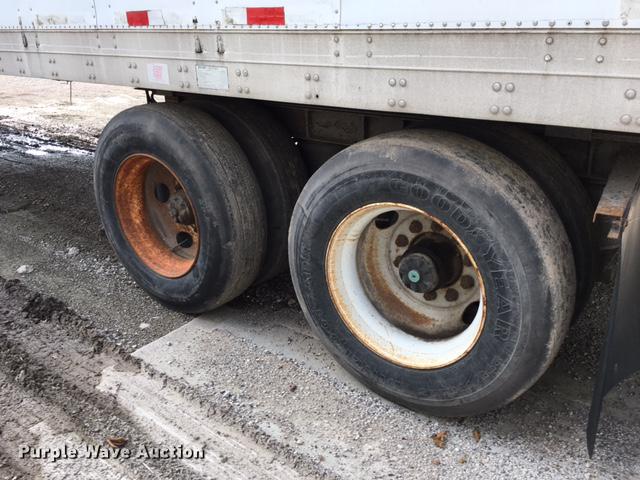 image for item G1441 1995 Fruehauf dry van trailer