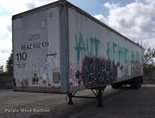 image for item G1444 1989 Miller dry van trailer