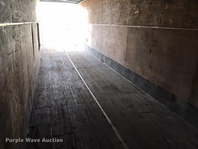 image for item G1444 1989 Miller dry van trailer