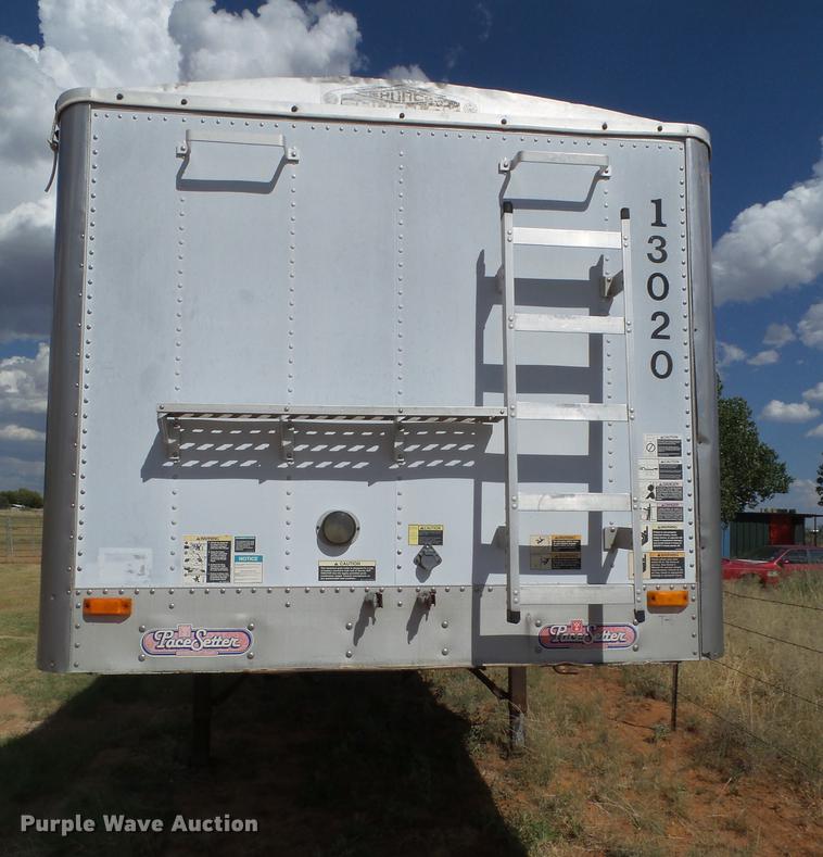 image for item L6654 1999 Wilson DWH-400 double hopper bottom grain trailer