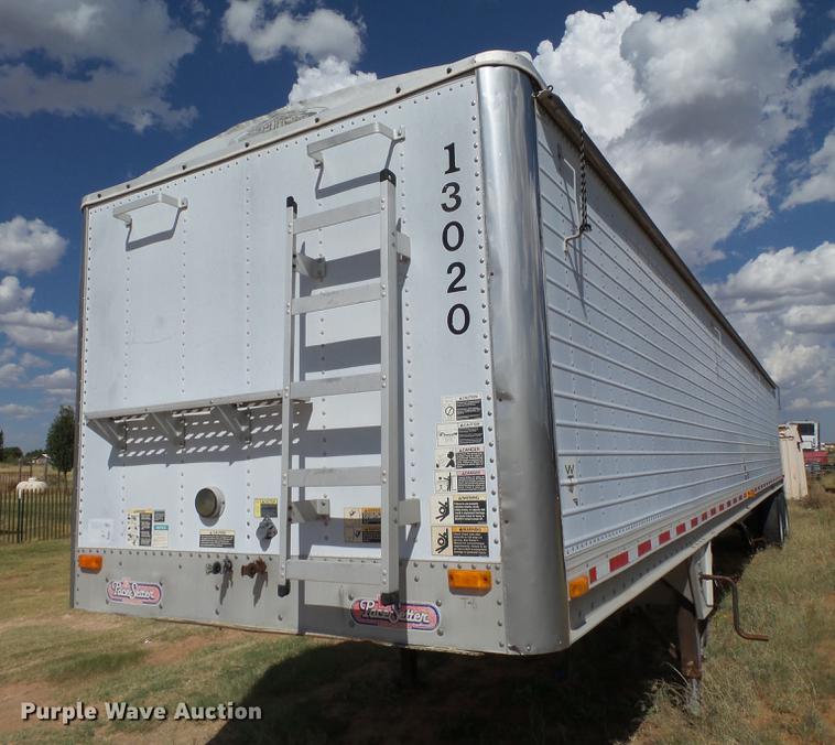 image for item L6654 1999 Wilson DWH-400 double hopper bottom grain trailer